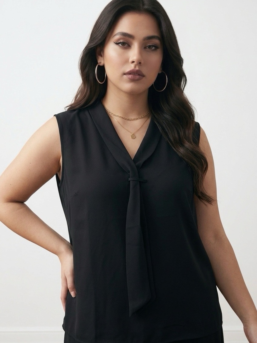 Tres Jolie Sleeveless Tie-Neck Top - Black NWT Size Large
